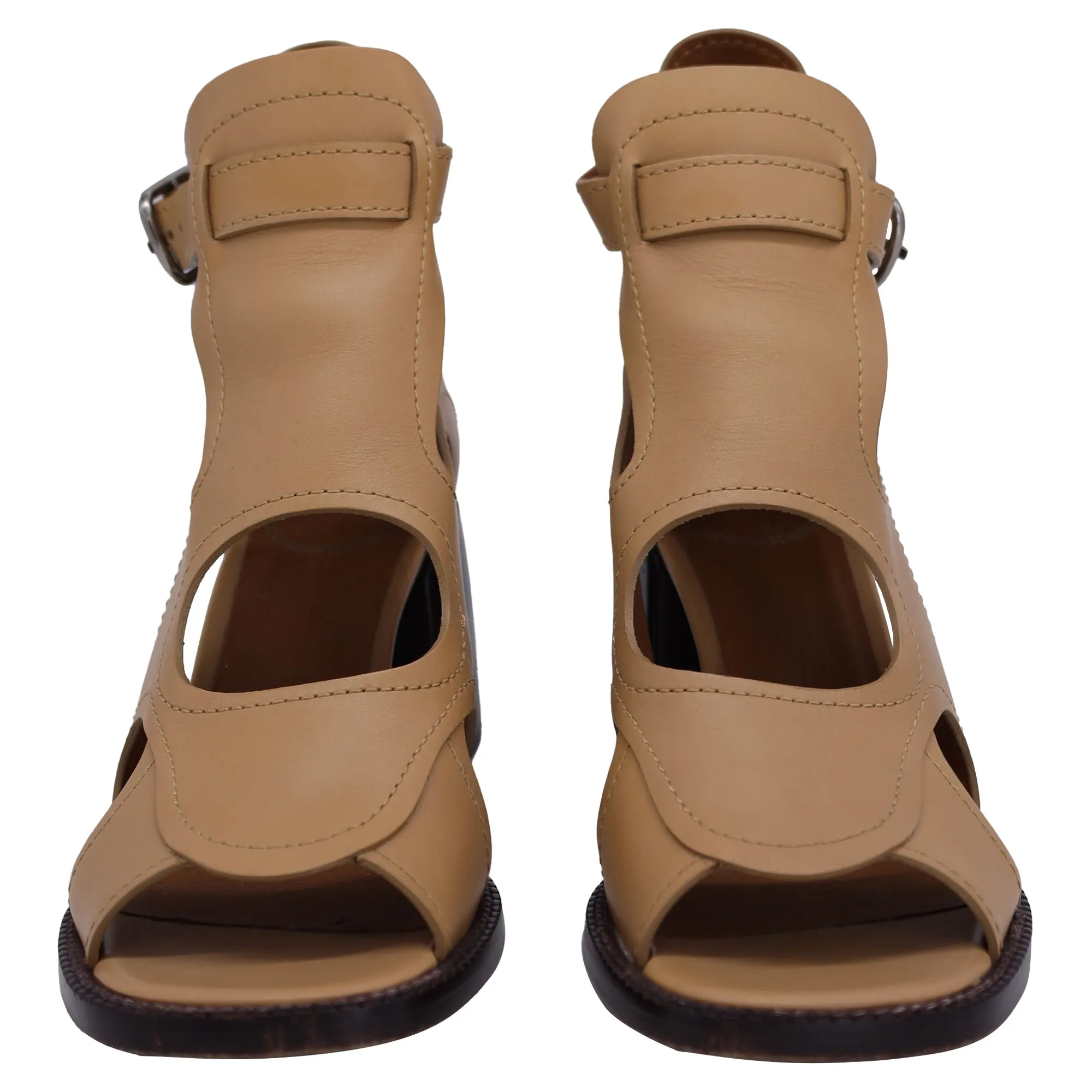 Chloé  Gaile Cut-Out Sandals in Tan Leather