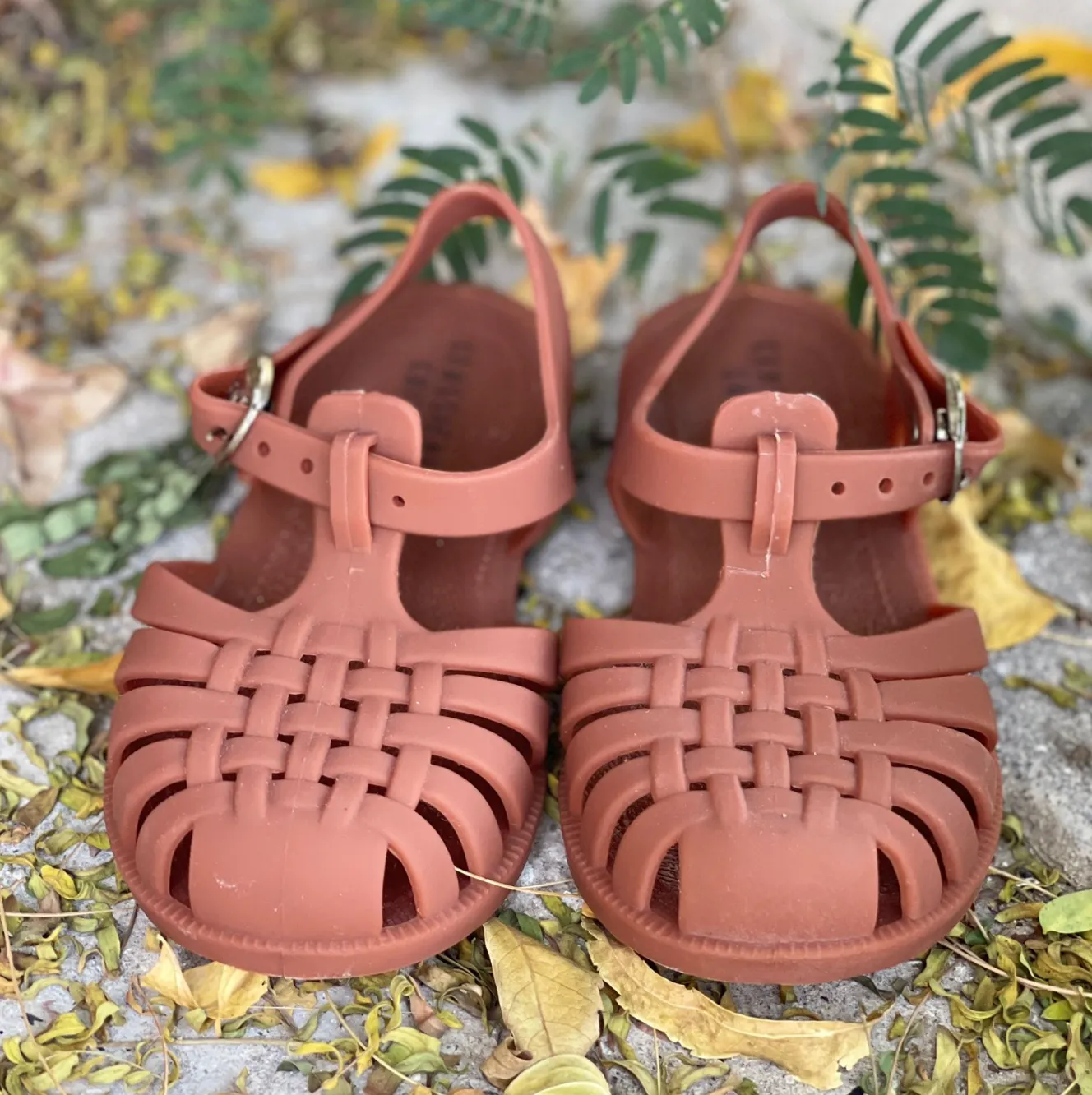 Classic Plastic-free Jelly Sandals | Rust Color