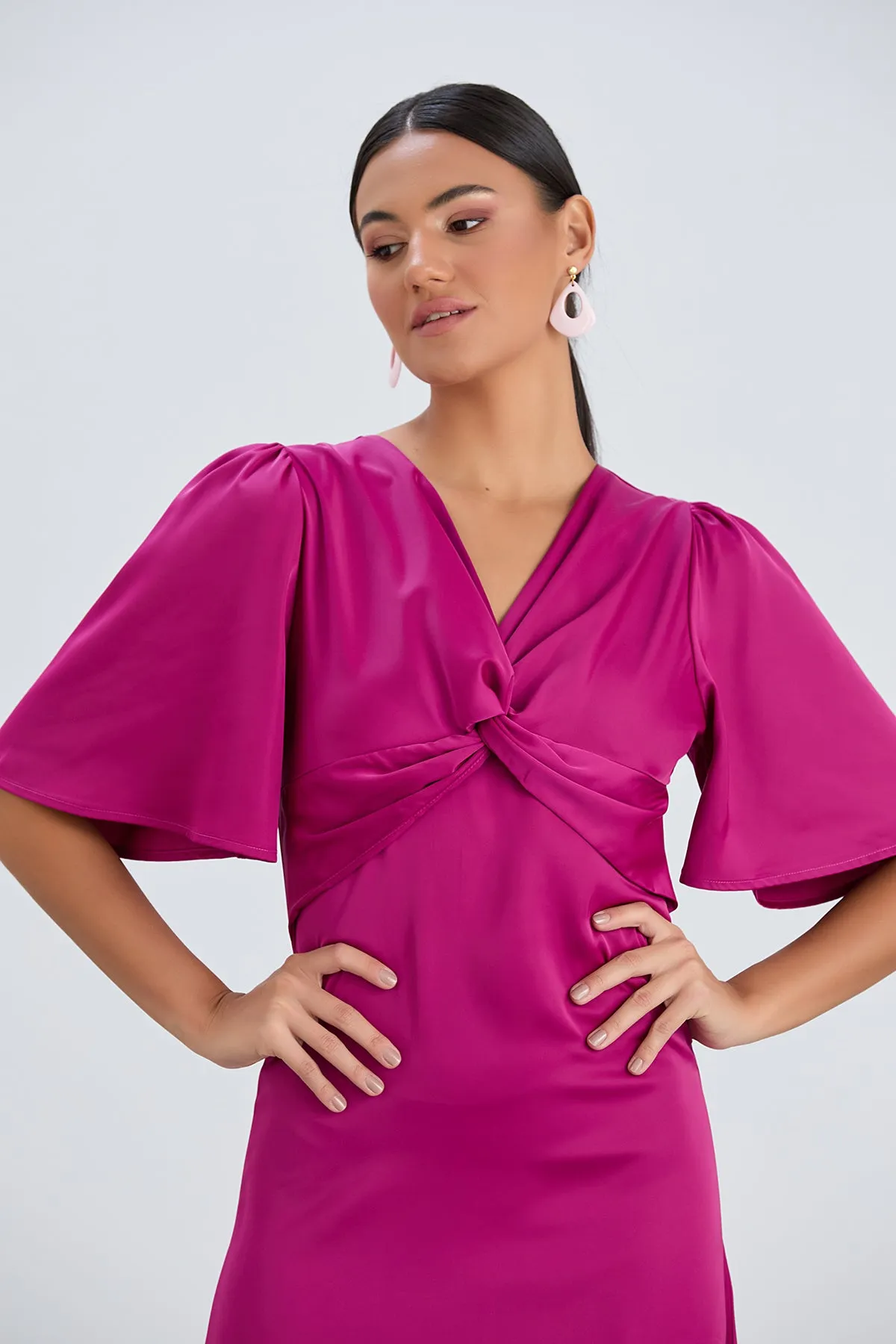 Fuchsia Angel Sleeve Midi Dress with Elegant Side Slit